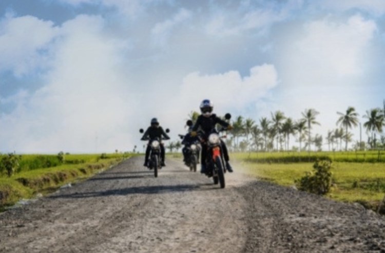 Motocycle on road 